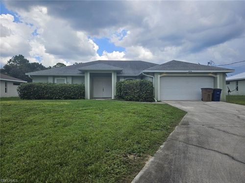 1816 Lockhaven Ct, LEHIGH ACRES, FL, 33972-1018 | Card Image