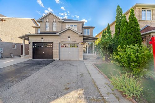 101 Crystalview Cres, Brampton, ON, L6P2S2 | Card Image