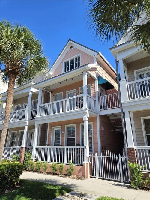 110-2002 E 5th Ave, TAMPA, FL, 33605-5233 | Card Image