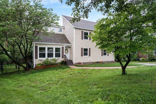 3452 Freeland Ct, Lexington, KY, 40502-3806 | Card Image