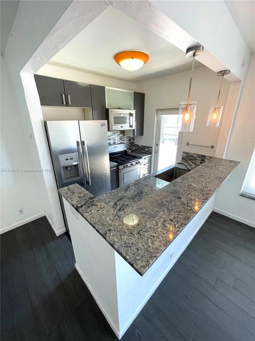 apt-8-620 76th St, Miami Beach, FL, 33141-2269 | Card Image