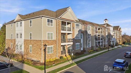 5301 Enclave Cir, Somerset, NJ, 08873-7473 | Card Image