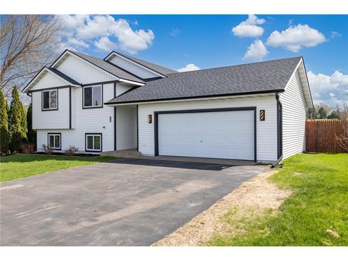 441 14th Ave, Baldwin, WI, 54002-9031 | Card Image
