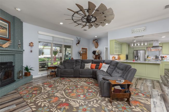 1780 S Lakeview Dr, House other with 3 bedrooms, 2 bathrooms and null parking in Gordon TX | Image 11