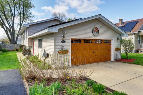 445 Golf Road, Crystal Lake, IL, 60014 | Card Image