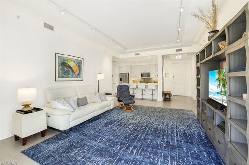 unit-215-1035 3rd Ave, Naples, FL, 34102-6491 | Card Image