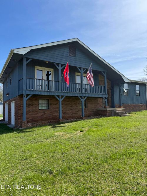 140 Acorn Lane, Robbins, TN, 37852 | Card Image