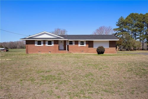 584 Gilpark Rd, Dendron, VA, 23839-2004 | Card Image