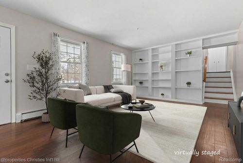 7145 Henry Dr, West Bloomfield, MI, 48324-2426 | Card Image