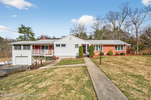 47 Meyers Rd, Kingston, NY, 12401-7148 | Card Image