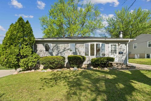 940 Littlefeild Road, Waterloo, IA, 50701 | Card Image