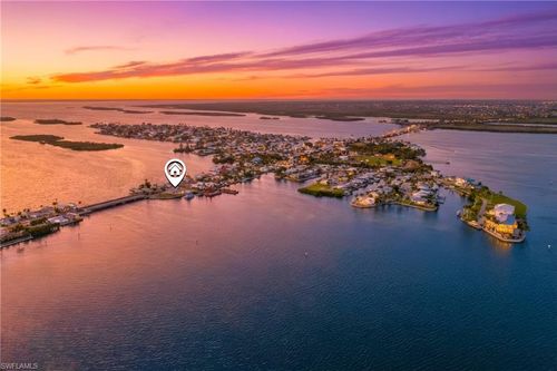 4767 Pine Island Rd Nw, MATLACHA, FL, 33993-9784 | Card Image