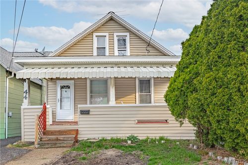 44 Ransom St, North Tonawanda, NY, 14120-7327 | Card Image