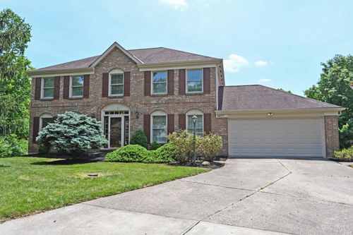 6677 Old Station Dr, West Chester, OH, 45069-4361 | Card Image