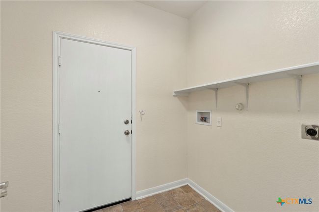 213 Springtree Pkwy, House other with 4 bedrooms, 3 bathrooms and null parking in Cibolo TX | Image 19