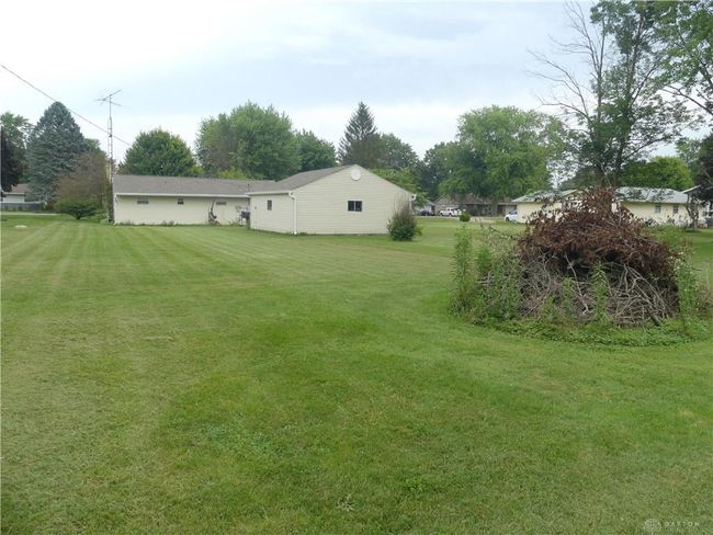 3784 Cheyenne Trl, House other with 2 bedrooms, 1 bathrooms and null parking in Jamestown OH | Image 5