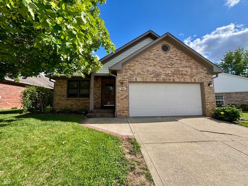 465 Polk Manor Dr, Greenwood, IN, 46143-1642 | Card Image