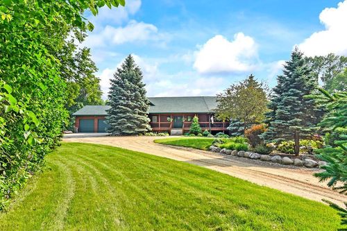 7458 39th Ave Nw, Garfield, MN, 56332-8331 | Card Image