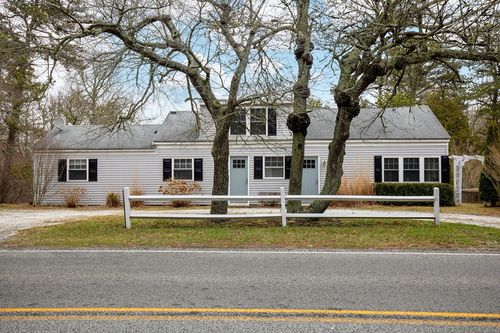 78 Upper County Rd, Dennis Port, MA, 02639-1119 | Card Image