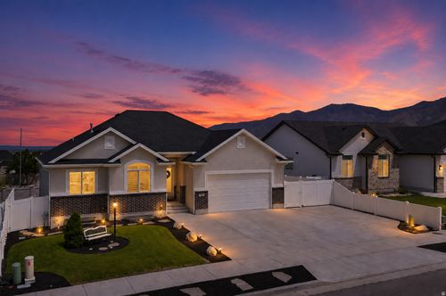 582 W 1960 N, Tooele, UT, 84074-9159 | Card Image
