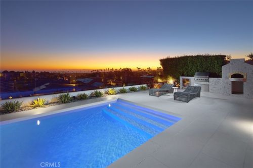 27 Gavina, Dana Point, CA, 92629-4112 | Card Image