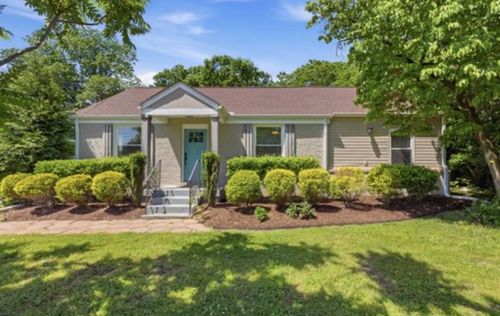 2411 Milton Dr, Nashville, TN, 37216-2923 | Card Image