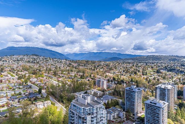 4207 - 4880 Lougheed Highway, Condo with 2 bedrooms, 2 bathrooms and 1 parking in Burnaby BC | Image 32