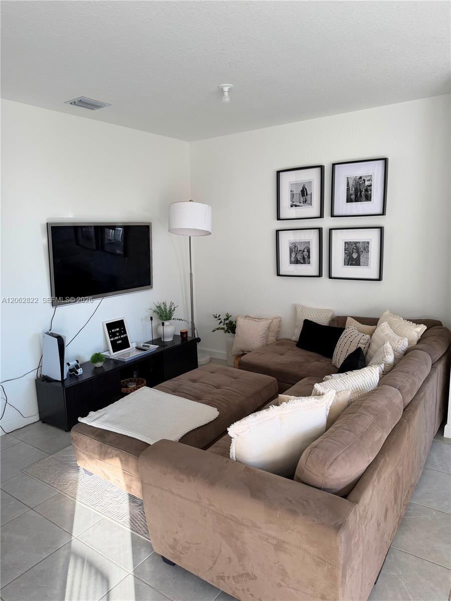 Residential Lease in Homestead 2