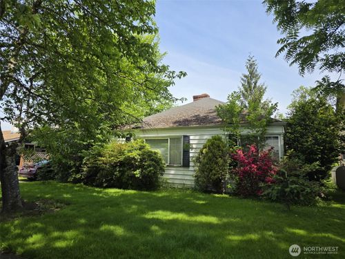 811 Lewis Ave, Sumner, WA, 98390-1805 | Card Image