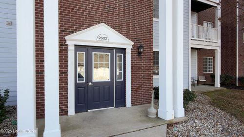 101-2602 Aristocrat Pl, Louisville, KY, 40299-6151 | Card Image
