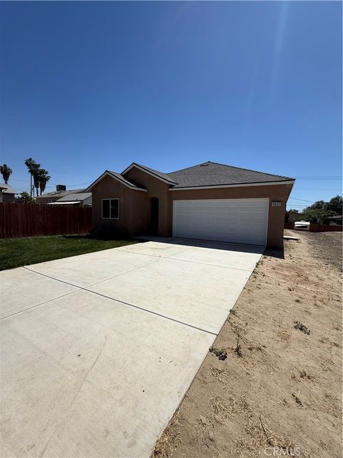 1623 Tejon, Bakersfield, CA, 93305 | Card Image