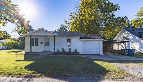 212 Millar St, East Prairie, MO, 63845-1930 | Card Image