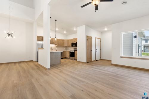 2403 E Jetty Pl Place, Sioux Falls, SD, 57108 | Card Image