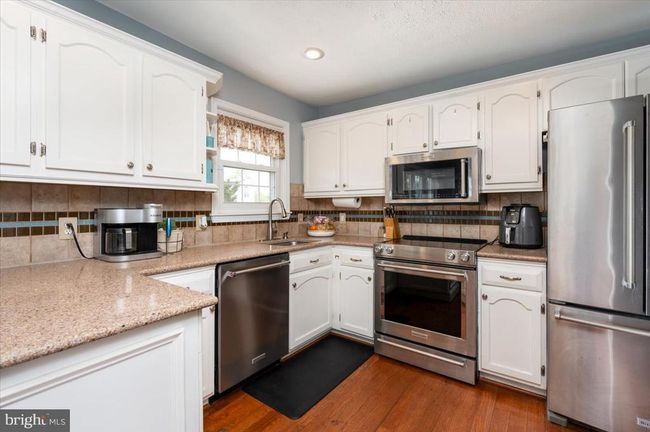 8563 Kim Marie Ct, House other with 3 bedrooms, 2 bathrooms and null parking in PASADENA MD | Image 11