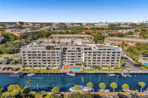 apt-304-1650 Ne 115th St, Miami, FL, 33181-3100 | Card Image