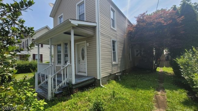 128 Main St, House other with 4 bedrooms, 2 bathrooms and null parking in Whitehouse Station NJ | Image 12