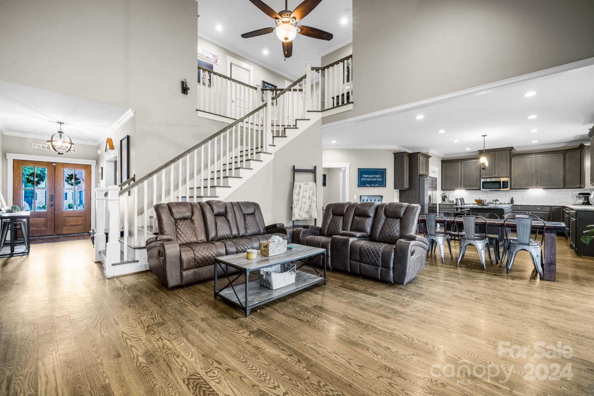 38th Ave, Hickory, NC 28601