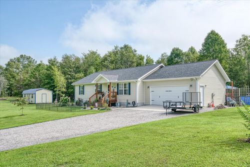 838 Dulog Trl, Jamestown, TN, 38556-2205 | Card Image