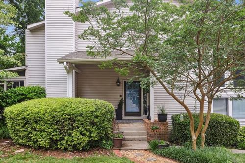 4096 Audubon Dr, Marietta, GA, 30068-2605 | Card Image