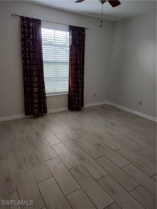 9351 Lennex Ln, FORT MYERS, FL, 33919-4316 | Card Image
