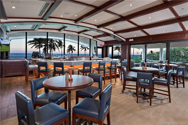 Terrace Grill Casual Dining | Image 27