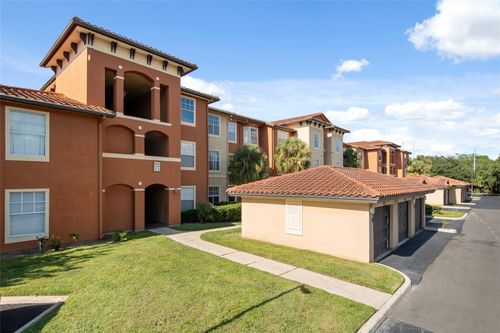 10-5542 Metrowest Blvd, ORLANDO, FL, 32811-2449 | Card Image