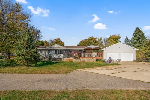 1316 5th Ave, Howard Lake, MN, 55349-3211 | Card Image