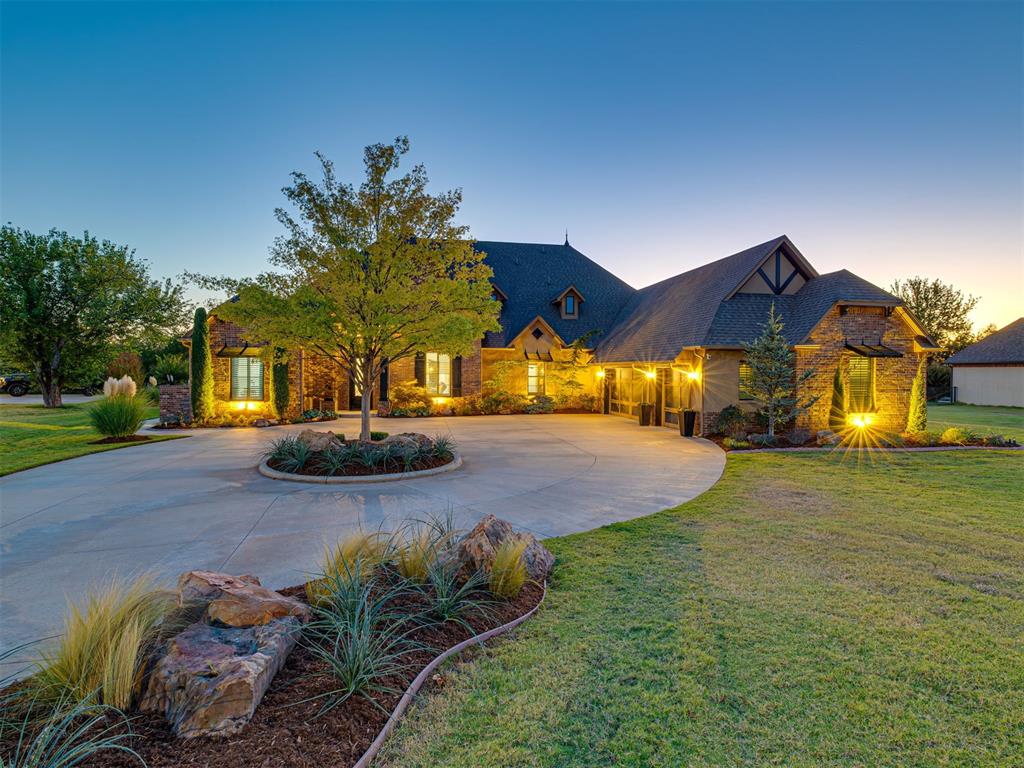 Janson Dr, Edmond, OK 73034