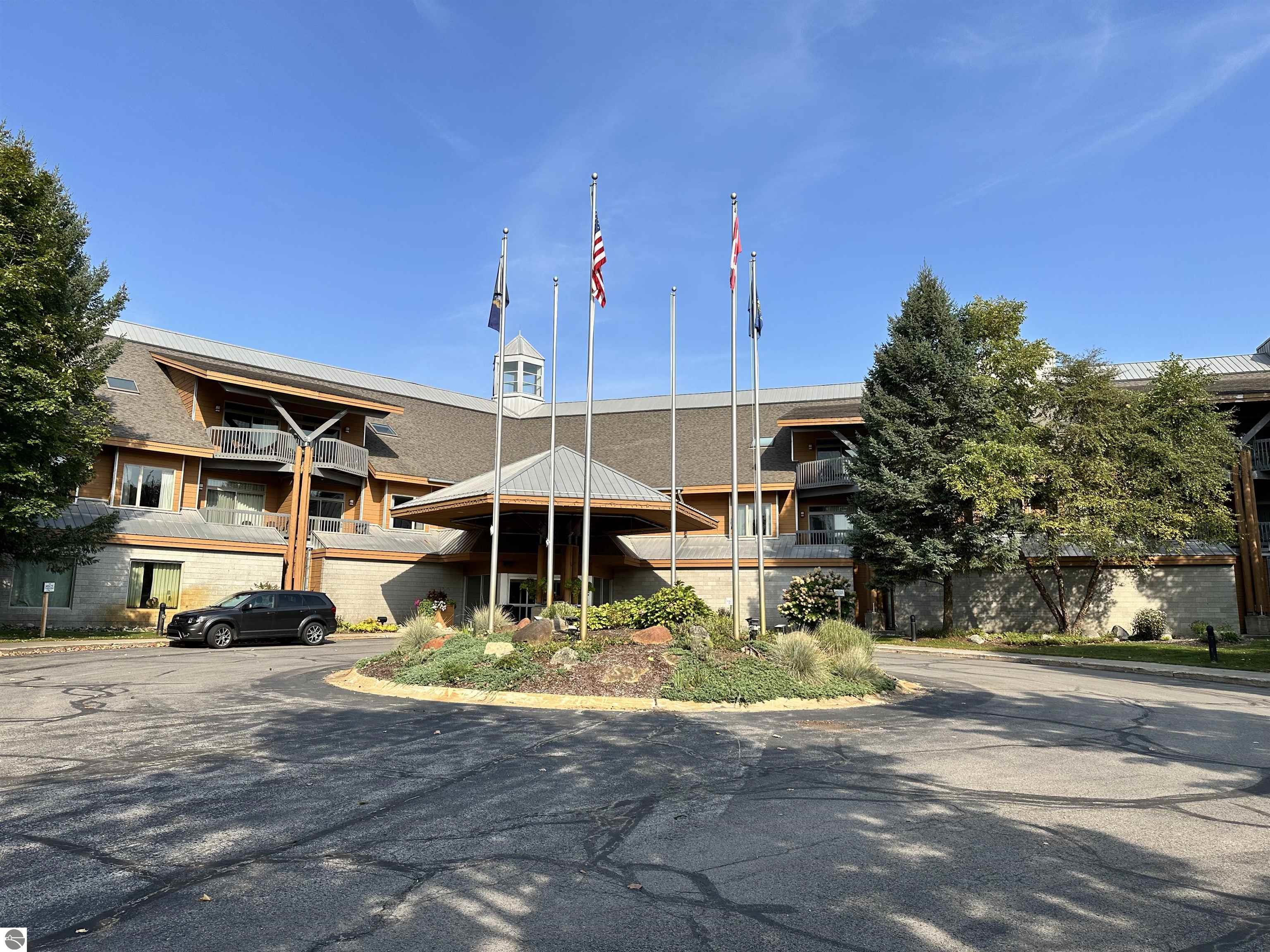 Troon , Bellaire, MI 49615