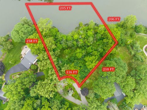 00 E Mohawk Ct, Bloomfield Hills, MI, 48302 | Card Image