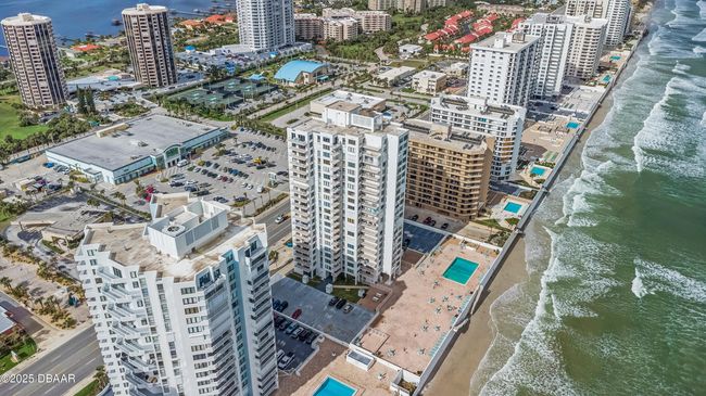 1704 - 3043 S Atlantic Ave, Condo with 2 bedrooms, 2 bathrooms and null parking in Daytona Beach Shores FL | Image 24
