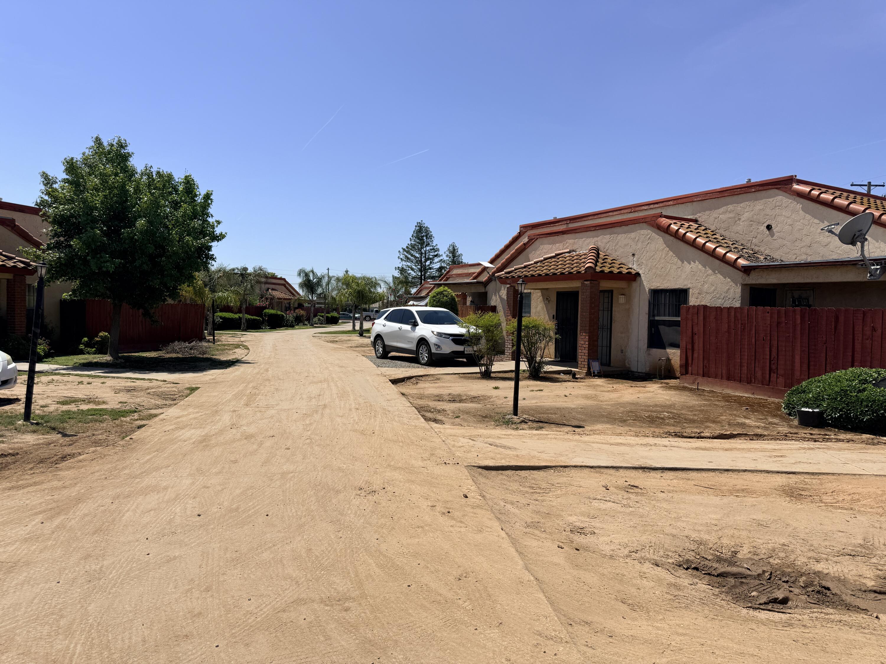Residential Income in Reedley 4