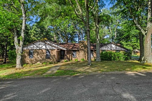 102 Fairway St, Bald Knob, AR, 72010-3210 | Card Image