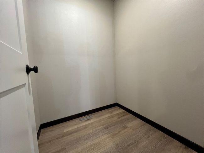 817 Prairie View Dr, Condo with 4 bedrooms, 3 bathrooms and null parking in West Branch IA | Image 7